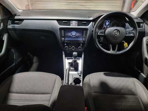 1.0 TSI SE Technology Hatchback 5dr Petrol Manual Euro 6 (s/s) (115 ps)