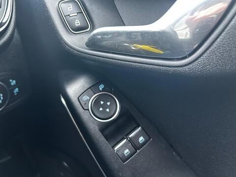 1.1 Ti-VCT Zetec Hatchback 5dr Petrol Manual Euro 6 (s/s) (85 ps)