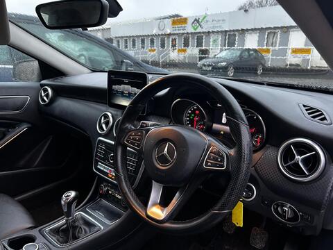 1.5 A180d Sport Hatchback 5dr Diesel Manual Euro 6 (s/s) (109 ps)