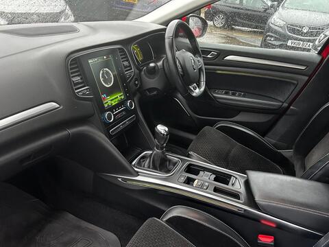 1.5 dCi Dynamique S Nav Sport Tourer 5dr Diesel Manual Euro 6 (s/s) (110 ps)