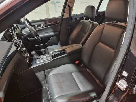 2.1 C220 CDI Executive SE Estate 5dr Diesel G-Tronic+ Euro 5 (s/s) (170 ps)