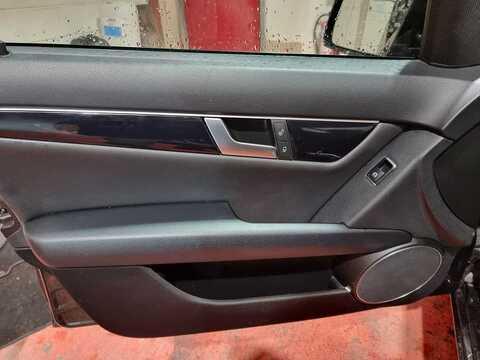 2.1 C220 CDI Executive SE Estate 5dr Diesel G-Tronic+ Euro 5 (s/s) (170 ps)