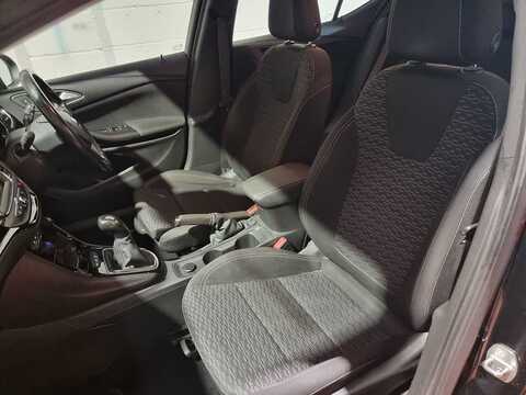 1.4i Turbo SRi Hatchback 5dr Petrol Manual Euro 6 (150 ps)