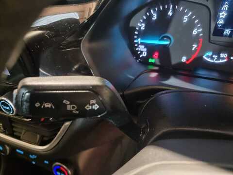 1.0 EcoBoost Zetec Navigation 1.0 5dr Hatchback Manual Petrol