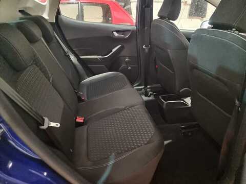 1.0 EcoBoost Zetec Navigation 1.0 5dr Hatchback Manual Petrol