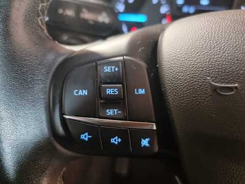 1.0 EcoBoost Zetec Navigation 1.0 5dr Hatchback Manual Petrol