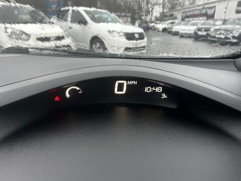 30kWh Tekna Hatchback 5dr Electric Auto (109 bhp)