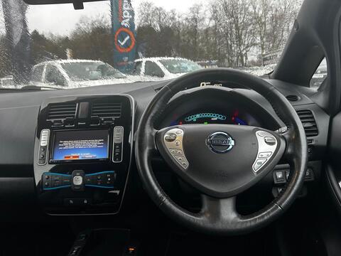 30kWh Tekna Hatchback 5dr Electric Auto (109 bhp)