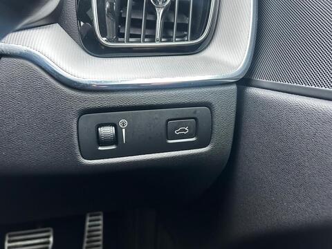 2.0 D5 PowerPulse R-Design Pro SUV 5dr Diesel Auto AWD Euro 6 (s/s) (235 ps)