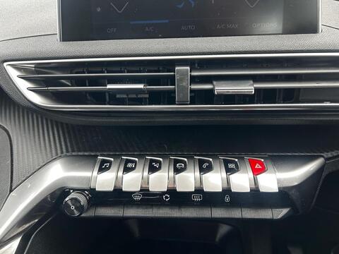 1.2 PureTech Active SUV 5dr Petrol Manual Euro 6 (s/s) (130 ps)