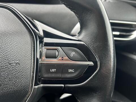 1.2 PureTech Active SUV 5dr Petrol Manual Euro 6 (s/s) (130 ps)