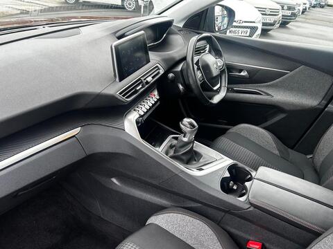 1.2 PureTech Active SUV 5dr Petrol Manual Euro 6 (s/s) (130 ps)