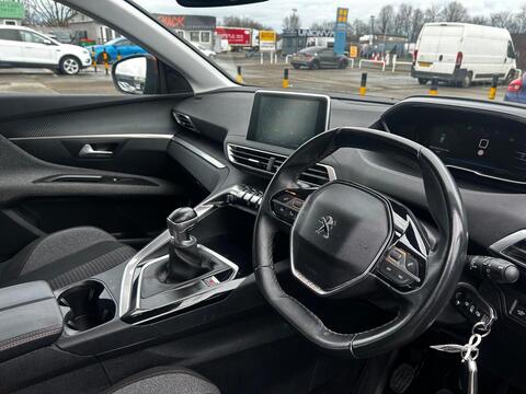 1.2 PureTech Active SUV 5dr Petrol Manual Euro 6 (s/s) (130 ps)