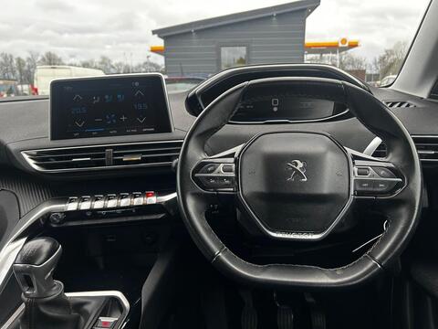 1.2 PureTech Active SUV 5dr Petrol Manual Euro 6 (s/s) (130 ps)