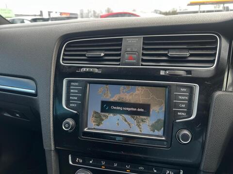 2.0 TDI BlueMotion Tech GTD Hatchback 5dr Diesel Manual Euro 6 (s/s) (184 ps)