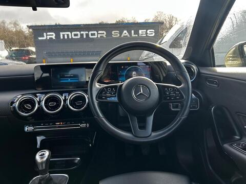 1.5 A180d SE Hatchback 5dr Diesel Manual Euro 6 (s/s) (116 ps)