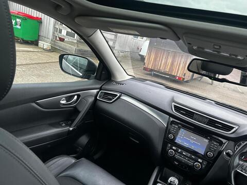 dCi Tekna Glass Roof Pack 1.5 5dr SUV Manual Diesel