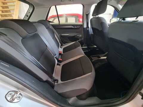 1.2 TSI SE Hatchback 5dr Petrol Manual Euro 6 (s/s) (90 ps)