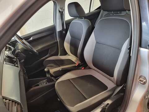 1.2 TSI SE Hatchback 5dr Petrol Manual Euro 6 (s/s) (90 ps)