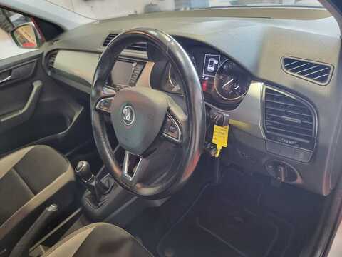 1.2 TSI SE Hatchback 5dr Petrol Manual Euro 6 (s/s) (90 ps)