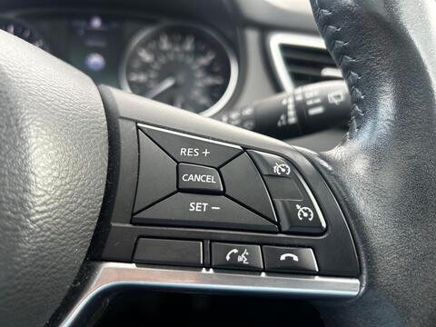 dCi N-Connecta Glass Roof Pack 1.5 5dr SUV Manual Diesel