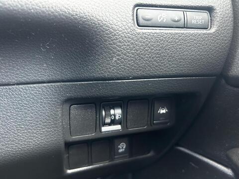 dCi N-Connecta Glass Roof Pack 1.5 5dr SUV Manual Diesel