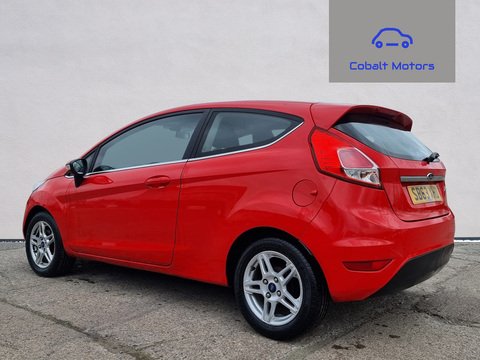 1.25 Zetec Hatchback 3dr Petrol Manual Euro 5 (82 ps)