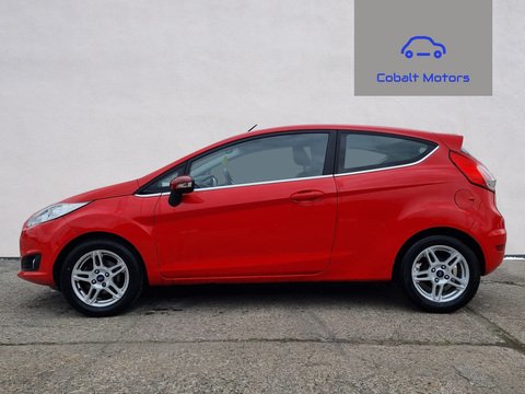 1.25 Zetec Hatchback 3dr Petrol Manual Euro 5 (82 ps)