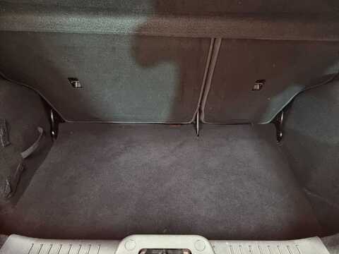 1.25 Zetec Hatchback 3dr Petrol Manual Euro 5 (82 ps)