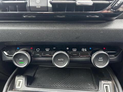 1.2 PureTech Sense Plus Hatchback 5dr Petrol Manual Euro 6 (s/s) (130 ps)