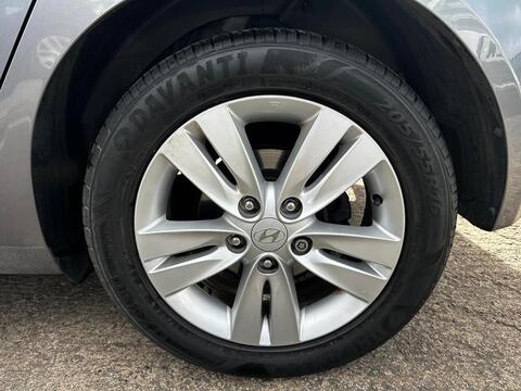 1.6 Active Hatchback 5dr Petrol Auto Euro 5 (123 bhp)