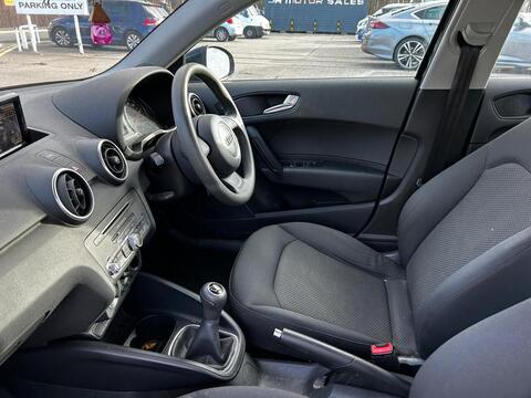 1.0 TFSI SE Sportback 5dr Petrol Manual Euro 6 (s/s) (95 ps)