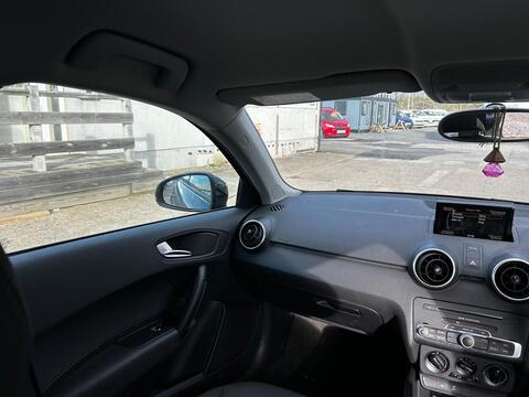 1.0 TFSI SE Sportback 5dr Petrol Manual Euro 6 (s/s) (95 ps)