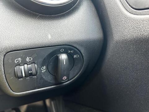 1.0 TFSI SE Sportback 5dr Petrol Manual Euro 6 (s/s) (95 ps)