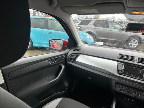 1.2 TSI SE Hatchback 5dr Petrol Manual Euro 6 (s/s) (90 ps)
