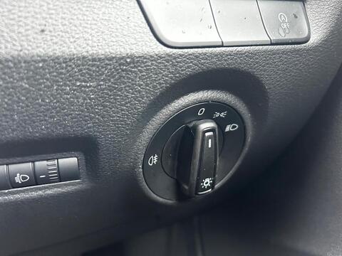 1.2 TSI SE Hatchback 5dr Petrol Manual Euro 6 (s/s) (90 ps)