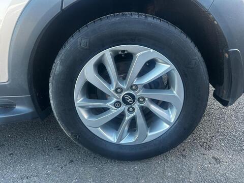 1.7 CRDi Blue Drive Premium SUV 5dr Diesel Manual Euro 6 (s/s) (116 ps)