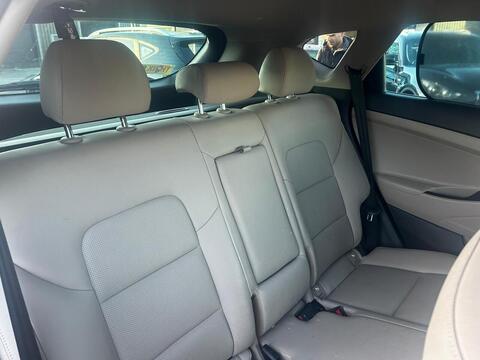 1.7 CRDi Blue Drive Premium SUV 5dr Diesel Manual Euro 6 (s/s) (116 ps)