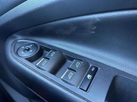 1.5 TDCi Zetec SUV 5dr Diesel Manual Euro 6 (s/s) (120 ps)