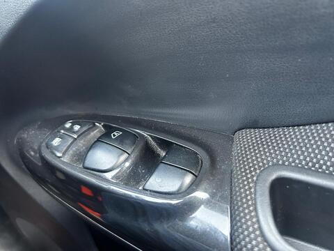 1.5 dCi N-Connecta SUV 5dr Diesel Manual Euro 6 (s/s) (110 ps)