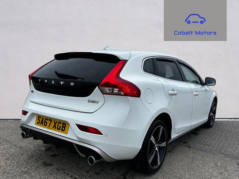 2.0 D2 R-Design Nav Plus Hatchback 5dr Diesel Manual Euro 6 (s/s) (120 ps)