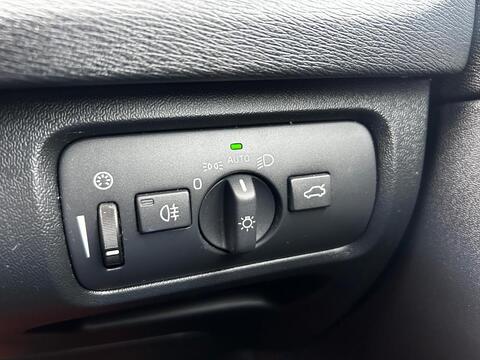 2.0 D2 R-Design Nav Plus Hatchback 5dr Diesel Manual Euro 6 (s/s) (120 ps)
