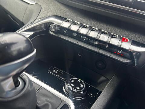 1.2 PureTech Allure SUV 5dr Petrol Manual Euro 6 (s/s) (130 ps)