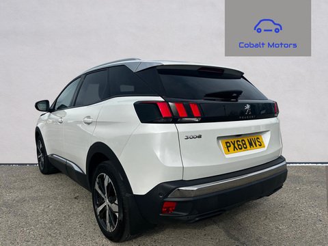 1.2 PureTech Allure SUV 5dr Petrol Manual Euro 6 (s/s) (130 ps)
