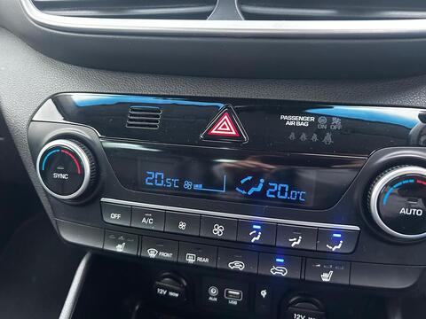 1.6 GDi Premium SUV 5dr Petrol Manual Euro 6 (s/s) (132 ps)