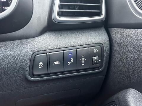 1.6 GDi Premium SUV 5dr Petrol Manual Euro 6 (s/s) (132 ps)