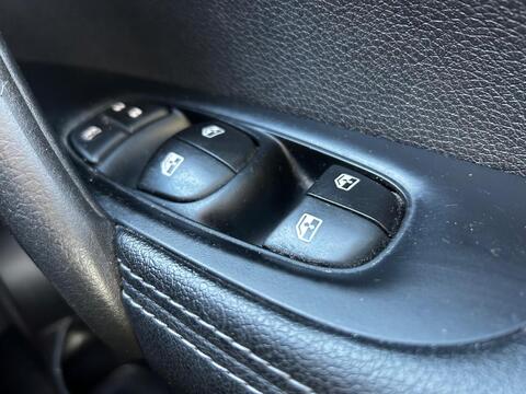 1.5 dCi N-Connecta SUV 5dr Diesel Manual Euro 6 (s/s) (115 ps)