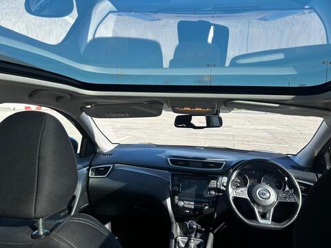 dCi N-Connecta Glass Roof Pack 1.5 5dr SUV Manual Diesel