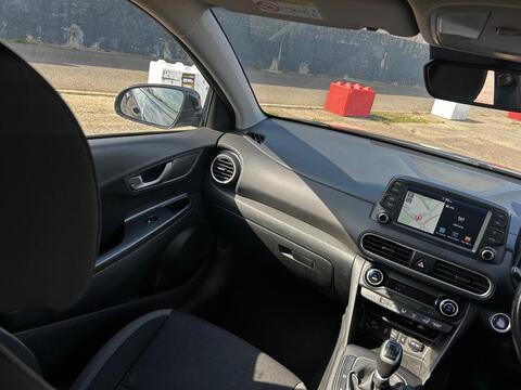 1.0 T-GDi Premium SUV 5dr Petrol Manual Euro 6 (s/s) (120 ps)