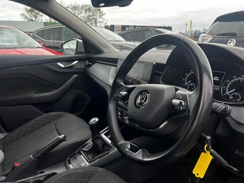 1.5 TSI SE Hatchback 5dr Petrol Manual Euro 6 (s/s) (150 ps)